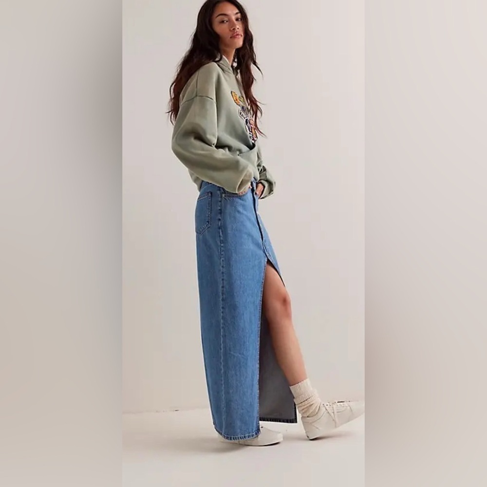 NWT FREE PEOPLE We the Free Chani Denim Skirt Size 30 Sweetly Stoned - Picture 4 of 12